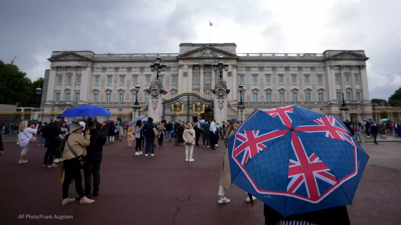 Queen Elizabeth II under medical care as family gathers