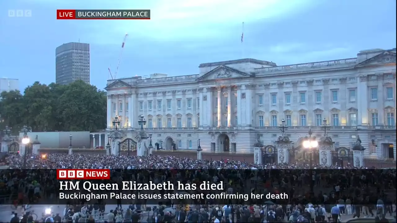 UK and world react to death of Queen Elizabeth II - BBC News