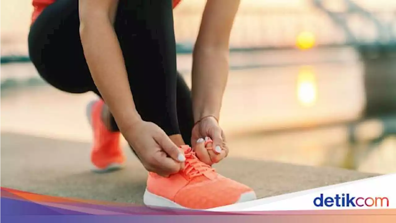 Penting! Tips Memilih Sepatu Lari Menurut Dokter Olahraga