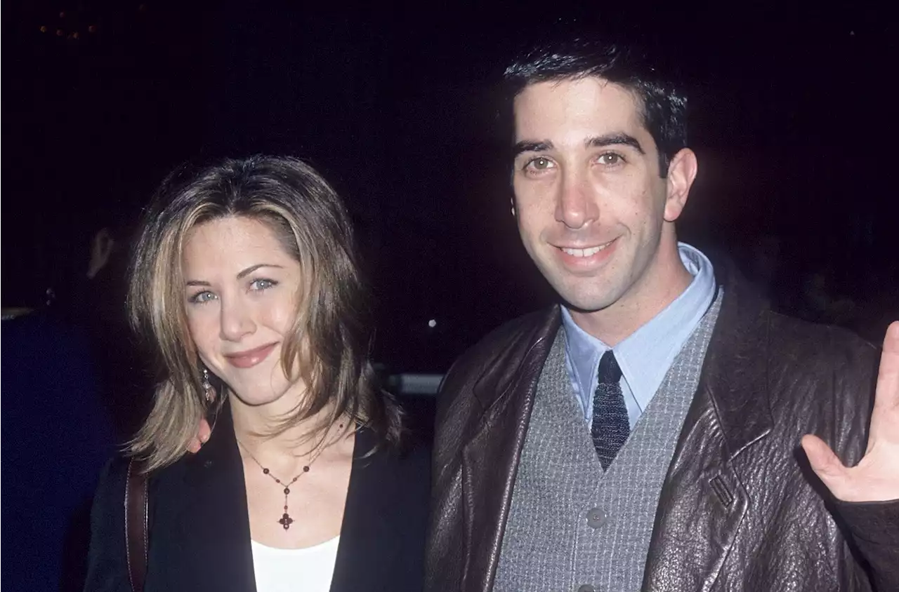 David Schwimmer And Jennifer Aniston’s Relationship In Their Flirty 50s Is The Sweetest