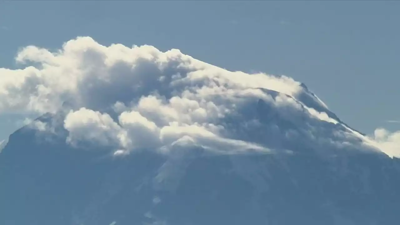 Is Mount Rainier venting? Scientists say no