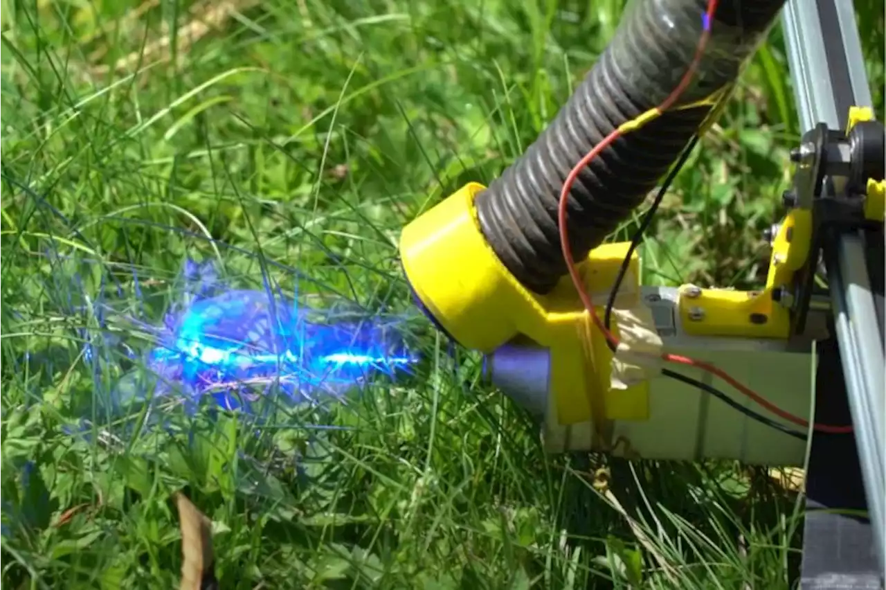 YouTuber builds automatic laser-powered lawnmower