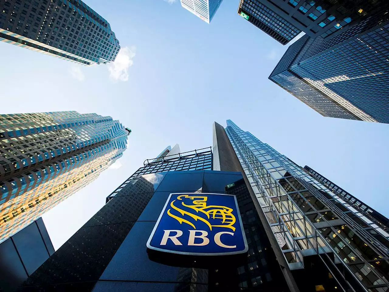 Canadian banks raise prime rates after Bank of Canada hike