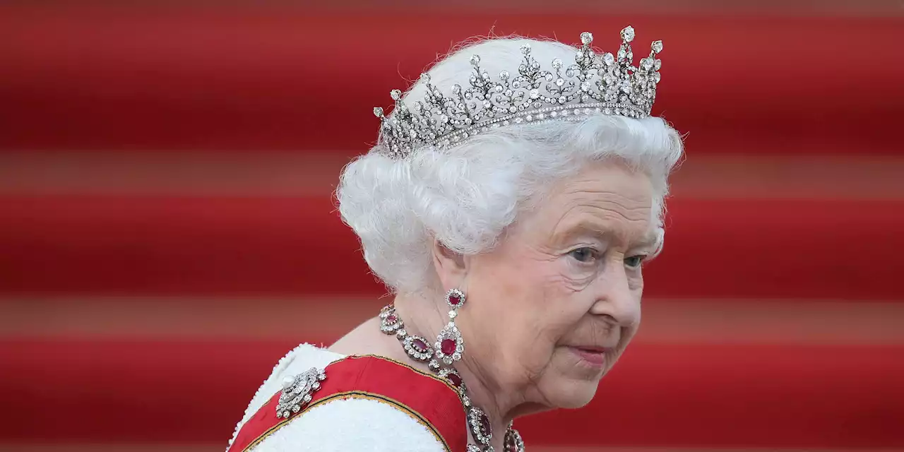 Queen Elizabeth’s Doctors Are Concerned for Her Health