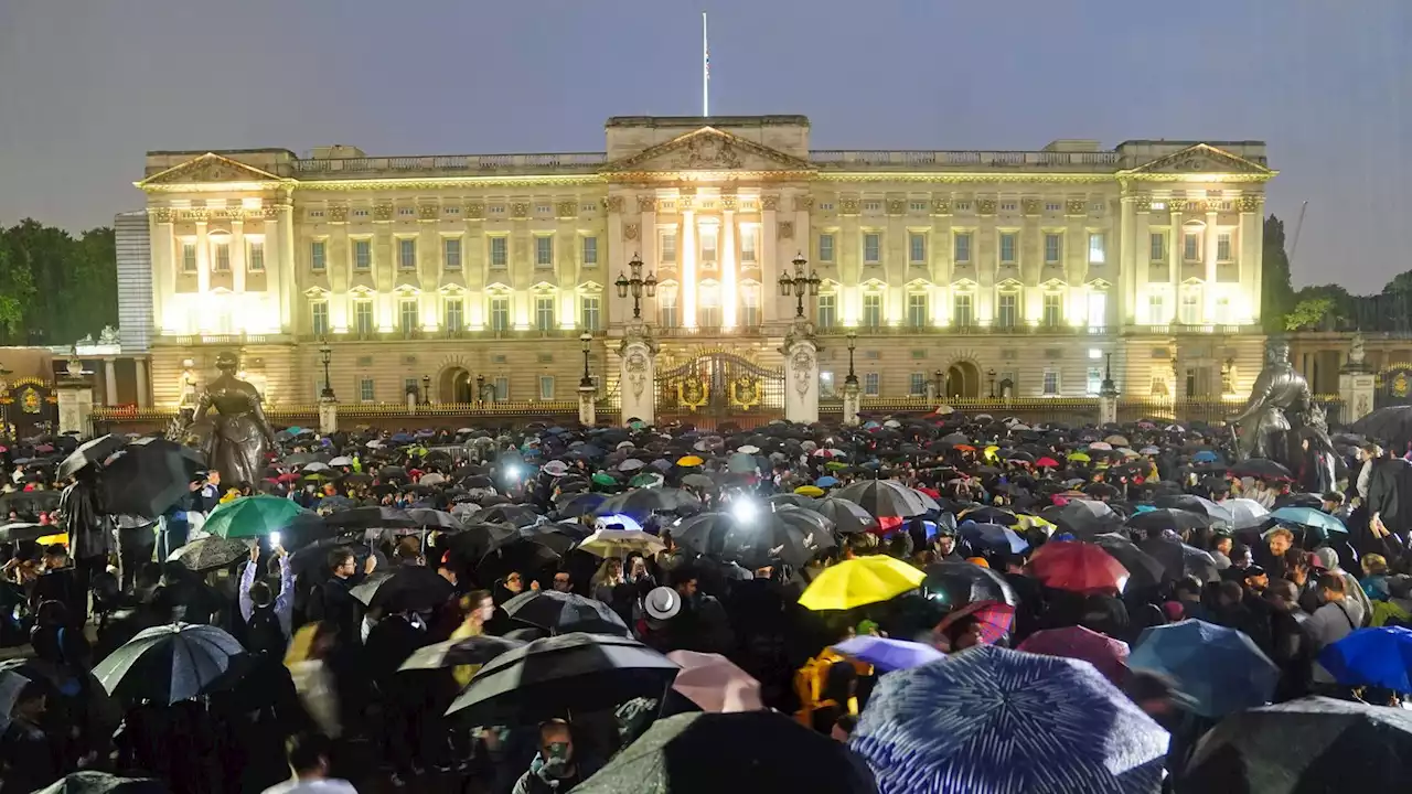 Queen dies – latest news and tributes: Emotional scenes outside Buckingham Palace; Charles says Queen's death 'will be deeply felt'; Her Majesty was 'spirit of Great Britain' - PM