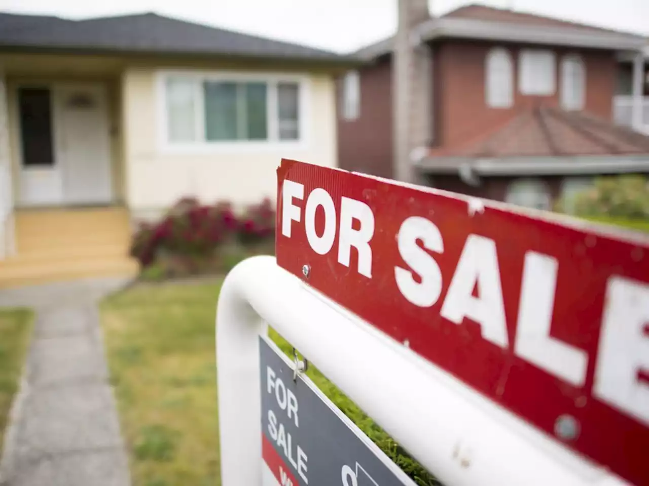 B.C. Real Estate Association forecasts steep decline in home sales