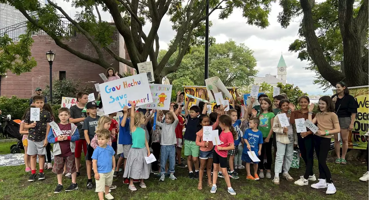 Battery Park City residents rally as Wagner Park overhaul project looms