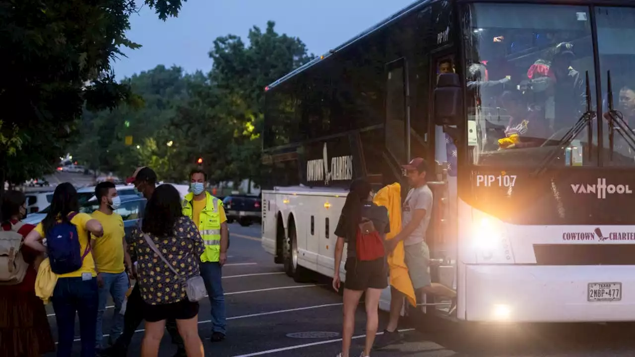 Washington, D.C., mayor declares public health emergency over Texas’ migrant busing