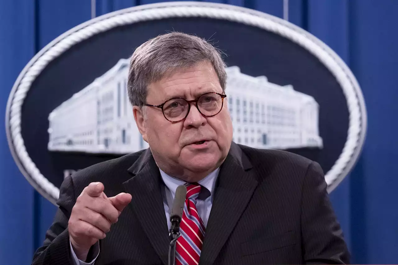 Barr doesn't think 'level' of Clinton emails as 'raw' as Trump documents