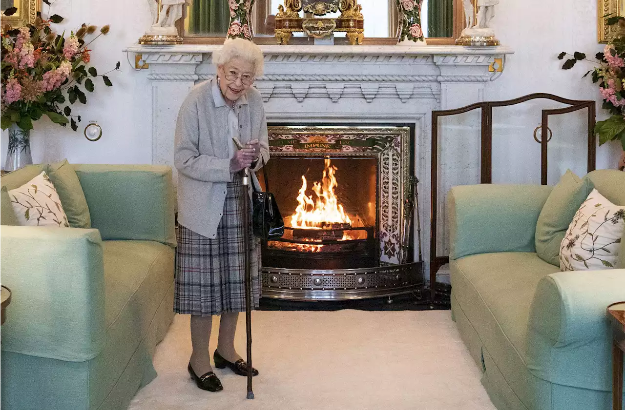 Final photo shows Queen smiling two days before death