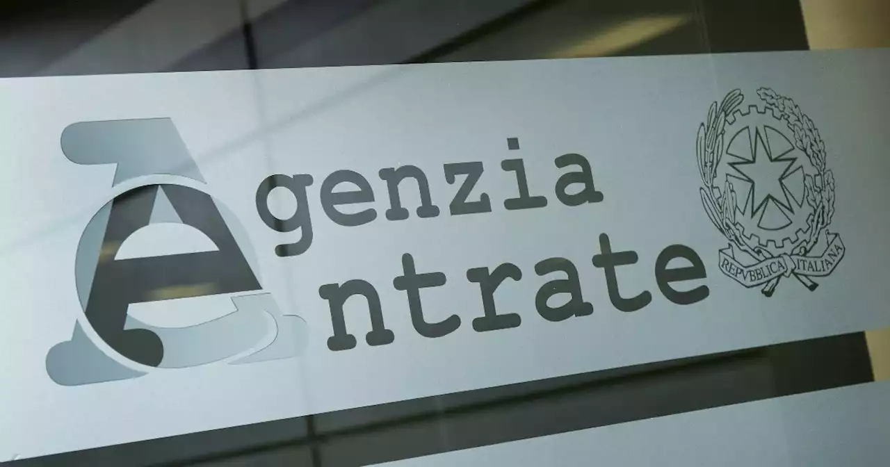 Tasse e stipendi: cosa cambia nel 2023. Dalla flat tax a taglio del cuneo, detassazione dei premi di produttività e sconti sulle plusvalenze - Il Fatto Quotidiano