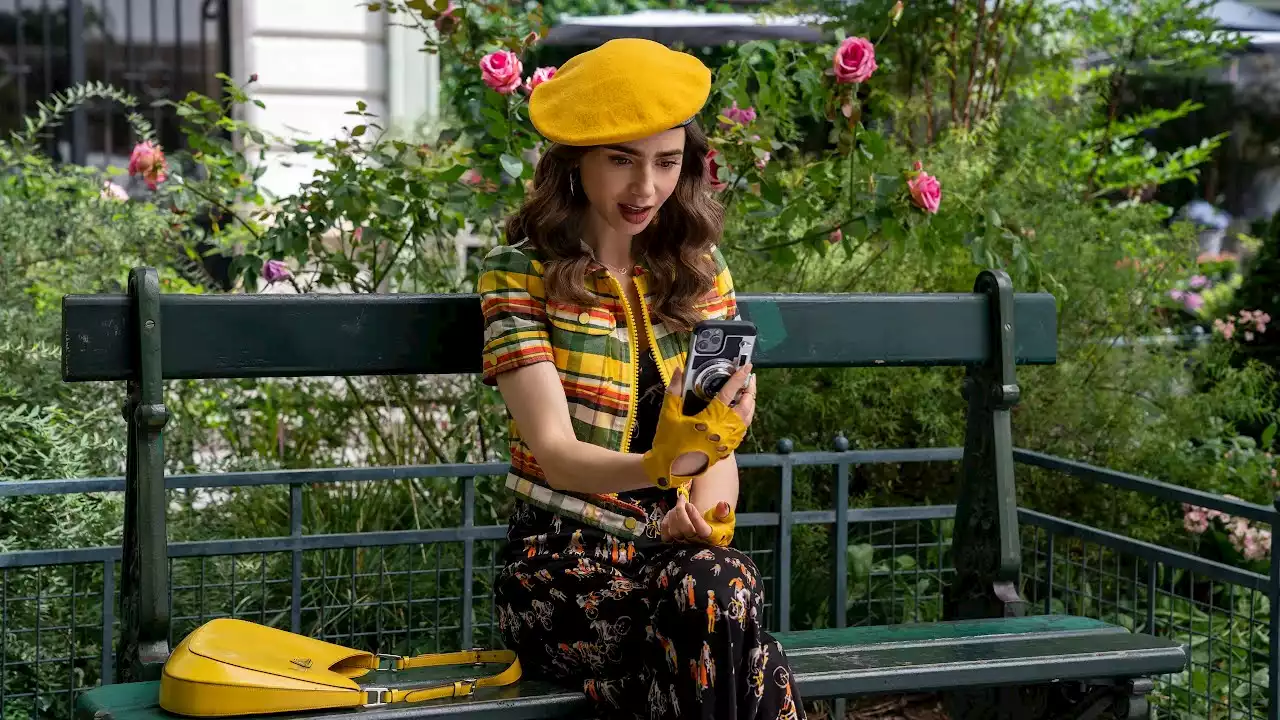 10 of the best 2022 Netflix series to binge this inbetweeny week | IMAGE.ie