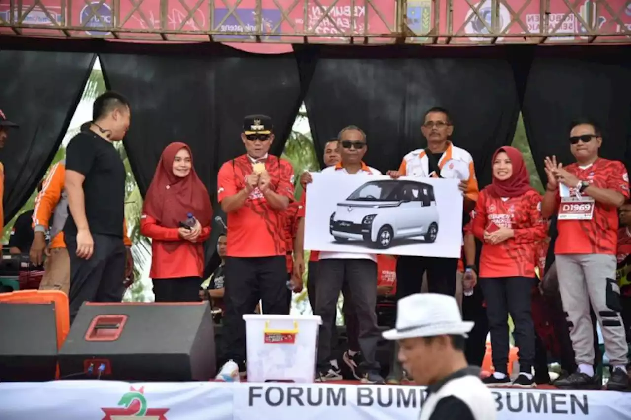 Diikuti 5.033 Peserta, Kebumen Beach Half Marathon Dimenangi Atlet Kenya |Republika Online