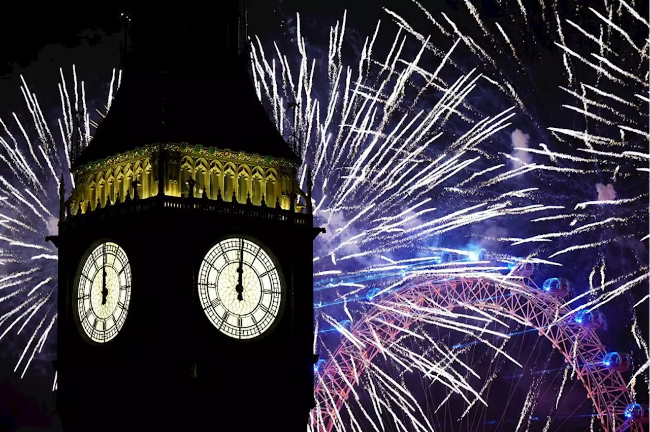 London's New Year fireworks include tribute to the Queen and show of support for Ukraine