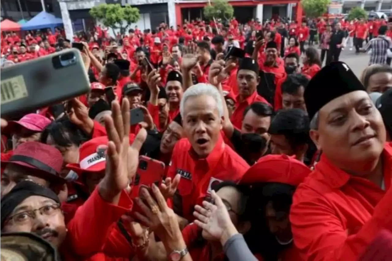 Ganjar Diteriaki Presiden oleh Banyak Kader, PDIP Tak Permasalahkan