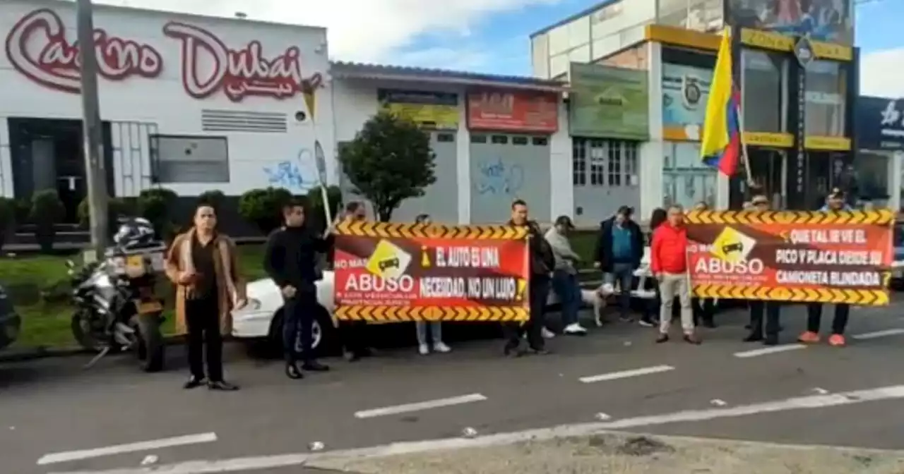 Con plan tortuga conductores protestan contra pico y placa en Bogotá: estos son los puntos afectados