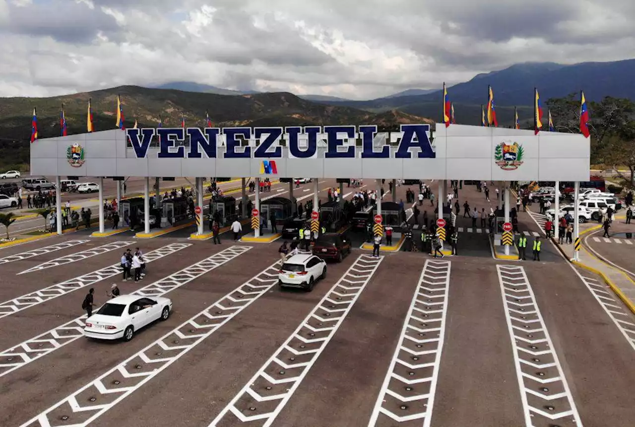 Venezuela extiende circulación sin restricciones en puente Atanasio Girardot