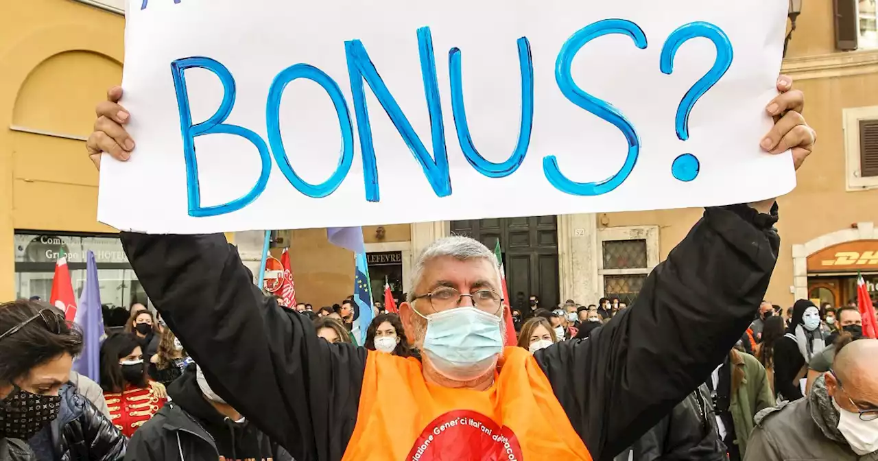 Bonus 200 euro e 150 euro estesi a 80mila autonomi e professionisti senza partita Iva: possono fare domanda - Il Fatto Quotidiano