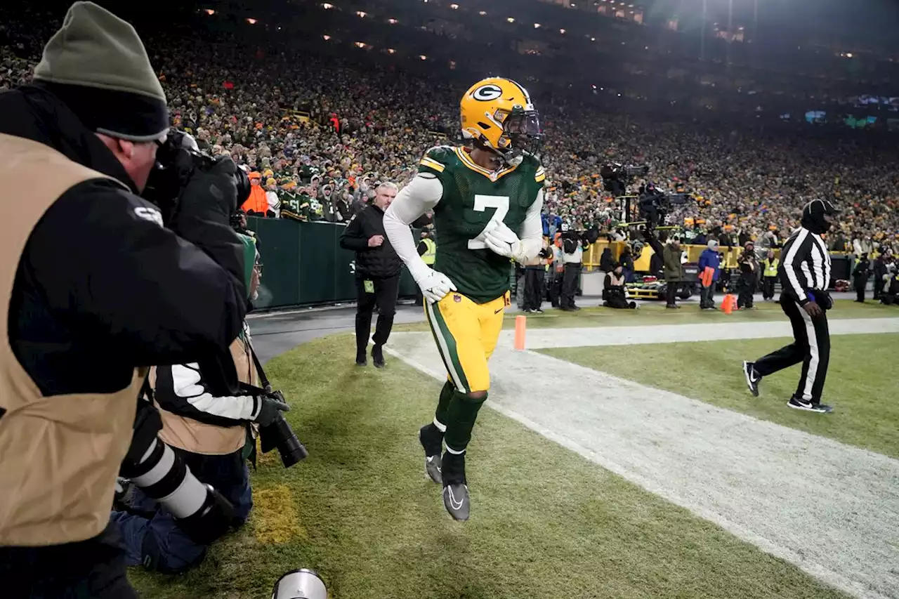 Green Bay Packers’ Quay Walker apologizes for shoving Lions physician