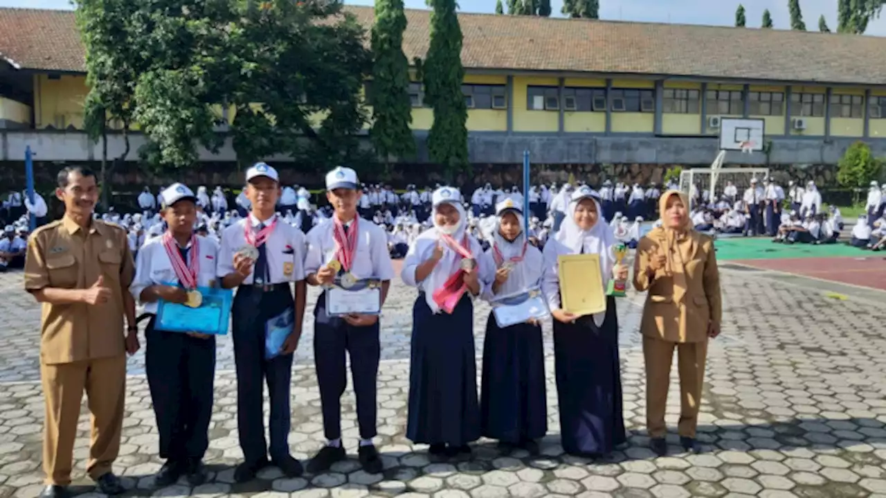 SMPN 1 Jombang, Sekolahnya Para Juara