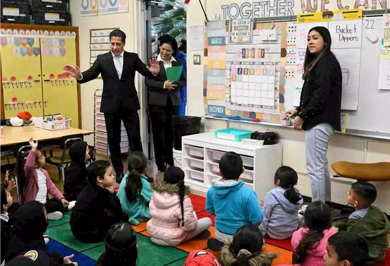 LAUSD Superintendent launches big tutoring expansion and evening buses for kids