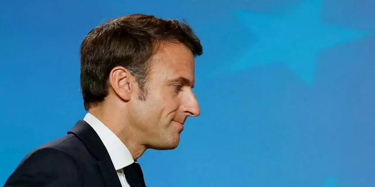 Fin de vie : Emmanuel Macron cherche une « voie moyenne », selon les cultes