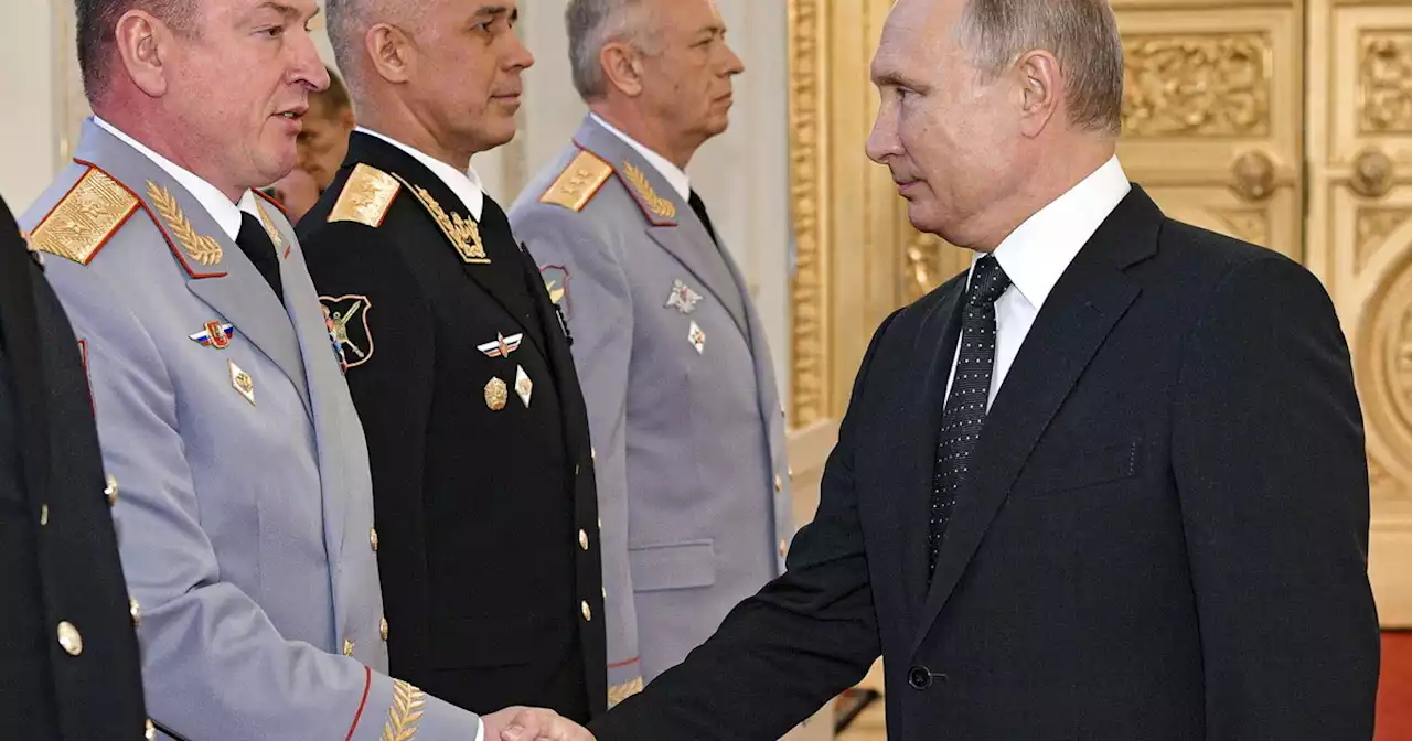 Putin fa fuori Gerasimov, clamoroso: la nomina di Lapin