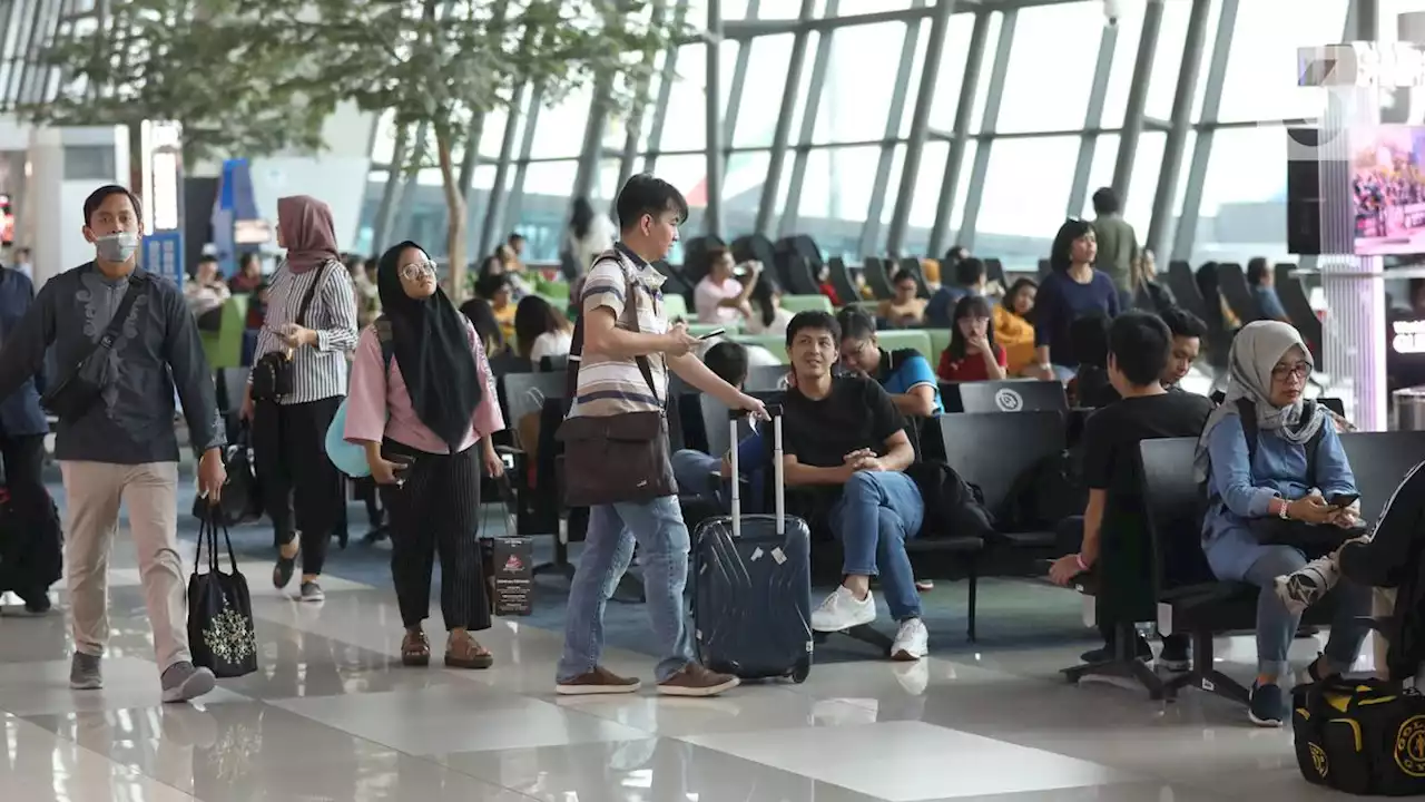 Viral Penumpang Tak Boleh Pakai Charger Station di Bandara Soetta, AP II: Itu Oknum