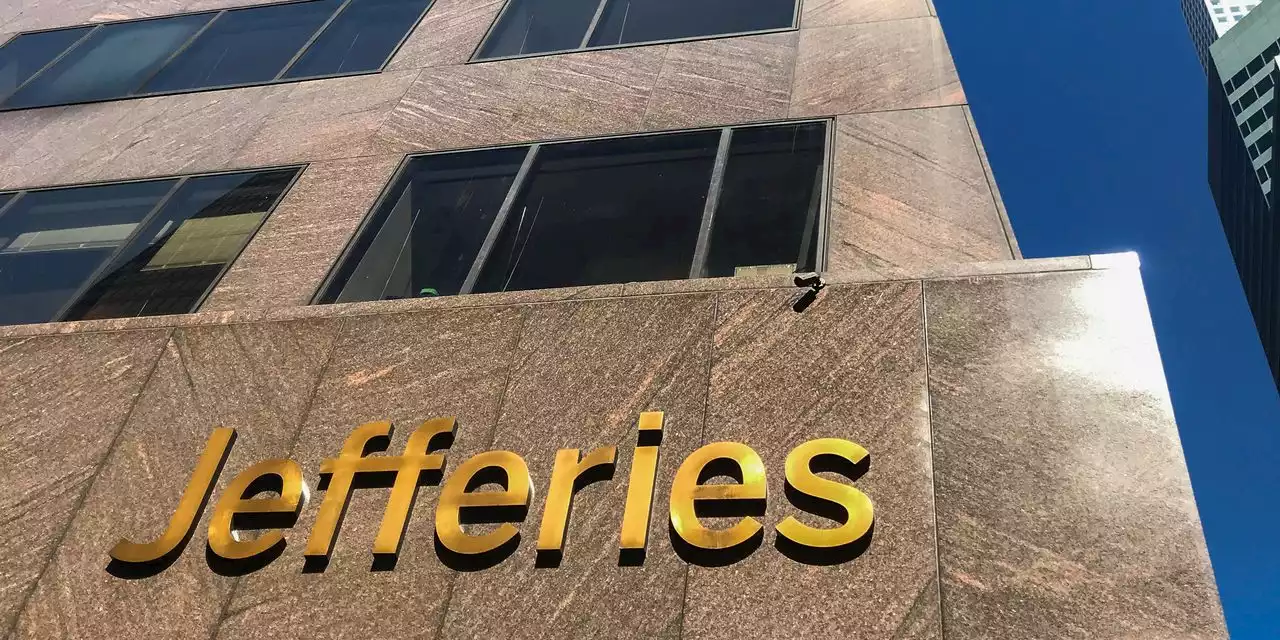 Jefferies stock rises on merchant banking strength