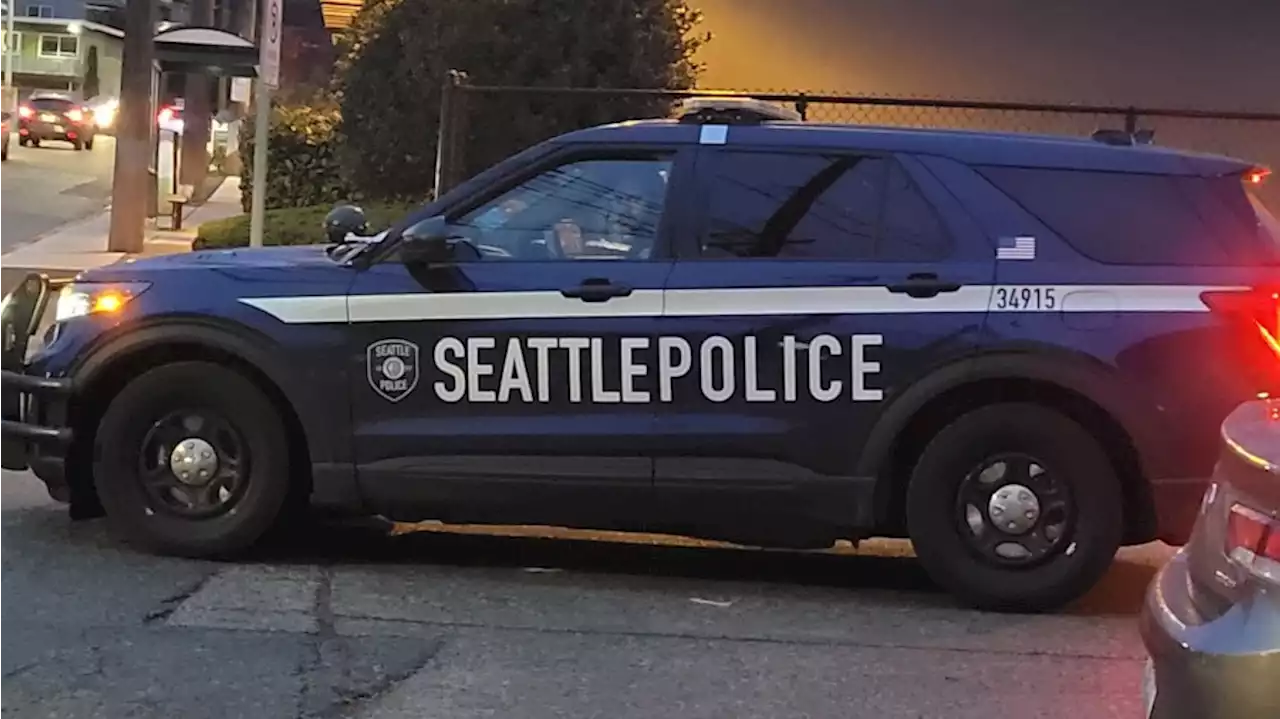 West Seattle man arrested after loading blanket-wrapped body into SUV