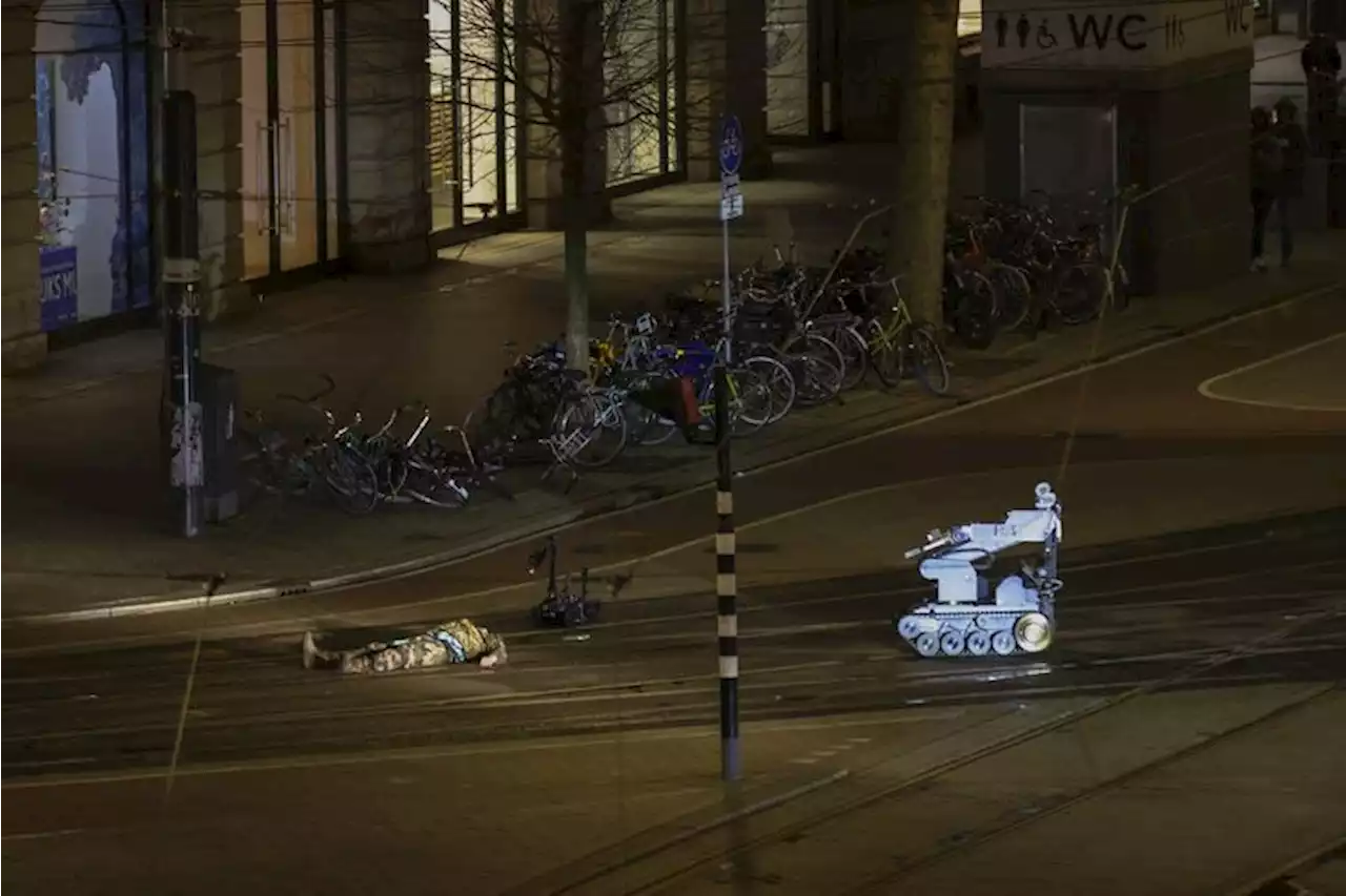 Fotograaf Laurens Bosch wint publieksprijs voor beeld van gijzeling Apple Store