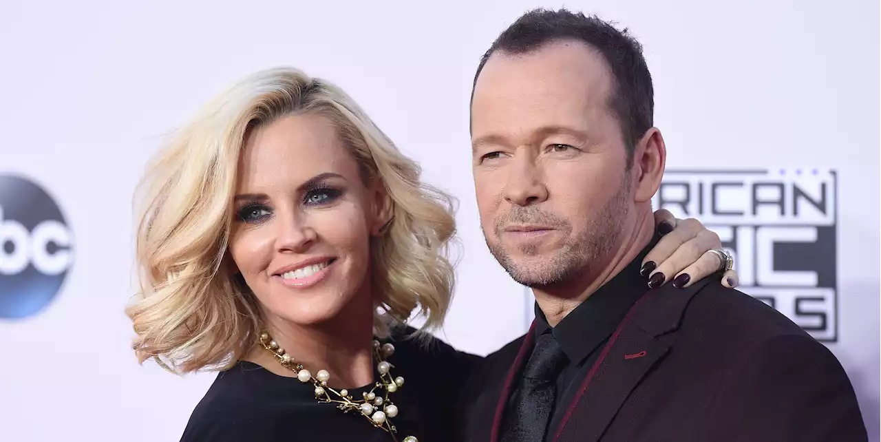 ‘Masked Singer’ Fans Are Screaming Over Jenny McCarthy and Donnie Wahlberg's NSFW Pic