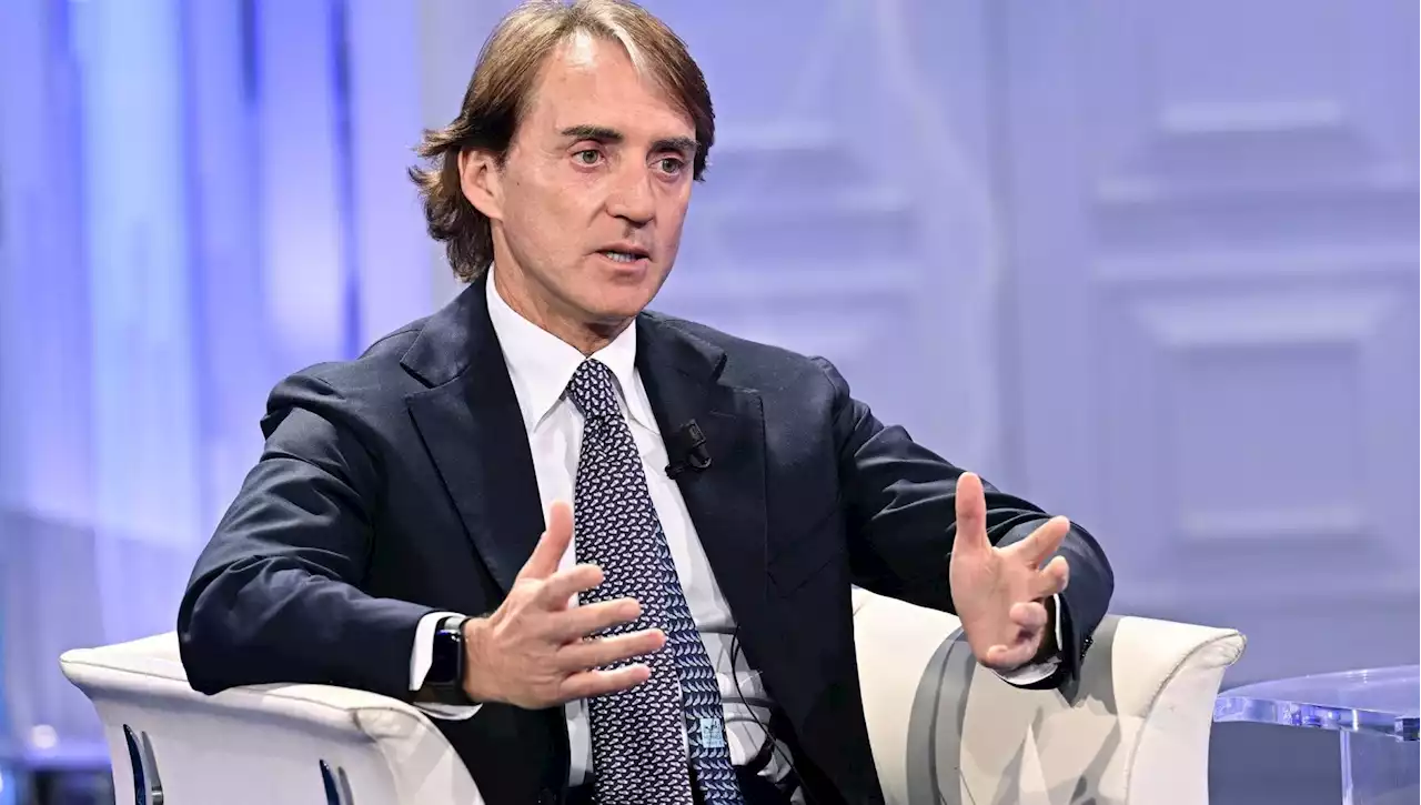 Mancini: 'Vialli mi nascose la malattia per non farmi soffrire. Voleva vincere i Mondiali del 2026'