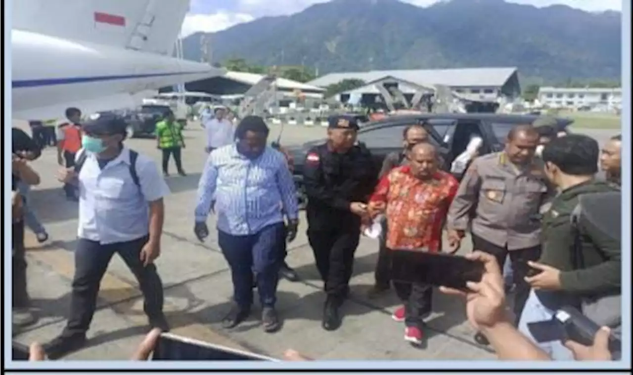 KPK: Lukas Enembe Ditangkap di Rumah Makan dengan Orang Lain |Republika Online