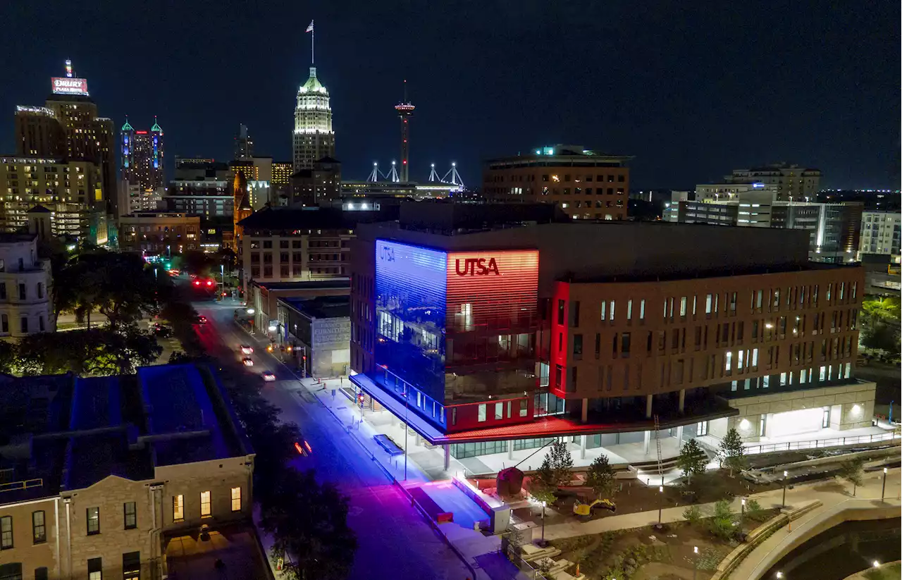 UTSA opens data science school, partners with Census Bureau