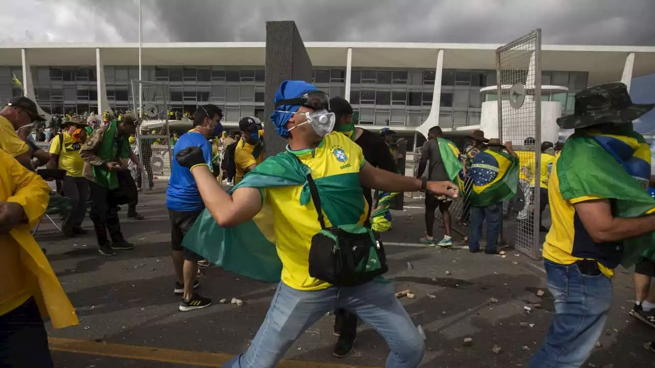 Brazilian authorities detain 1500 rioters as Jair Bolsonaro is admitted to US hospital