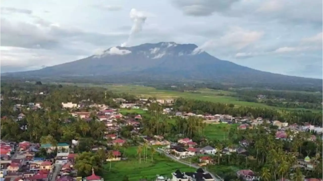 Waspada, Aktivitas Gunung Marapi Terus Meningkat