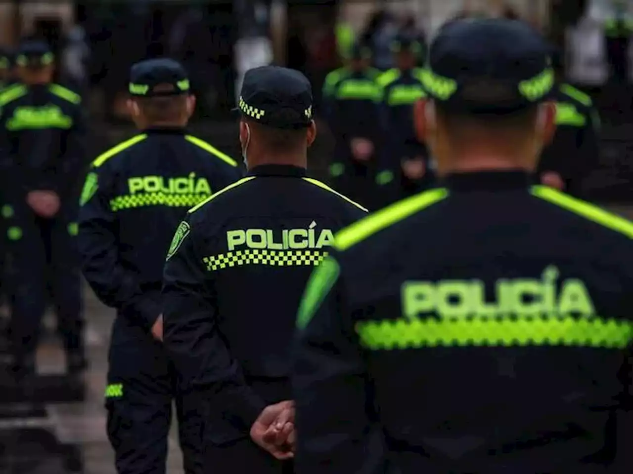 Denuncian a policías de Ciénaga por presuntamente recibir dinero de un comerciante