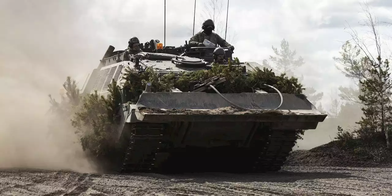 U.K. and Allies Weigh Sending Ukraine Heavy Tanks, Pointing to New Phase of the War