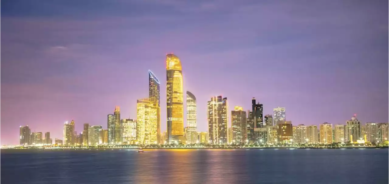 استثمارات بنوك الإمارات تقترب من نصف تريليون درهم | صحيفة الخليج