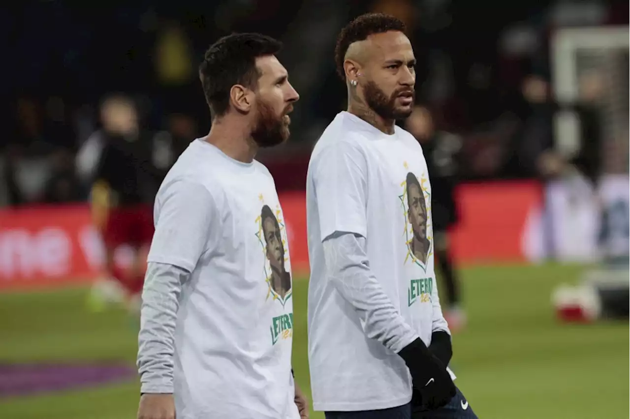 Neymar y Messi rinden homenaje a Pelé: La camiseta especial que usarán en partido del PSG