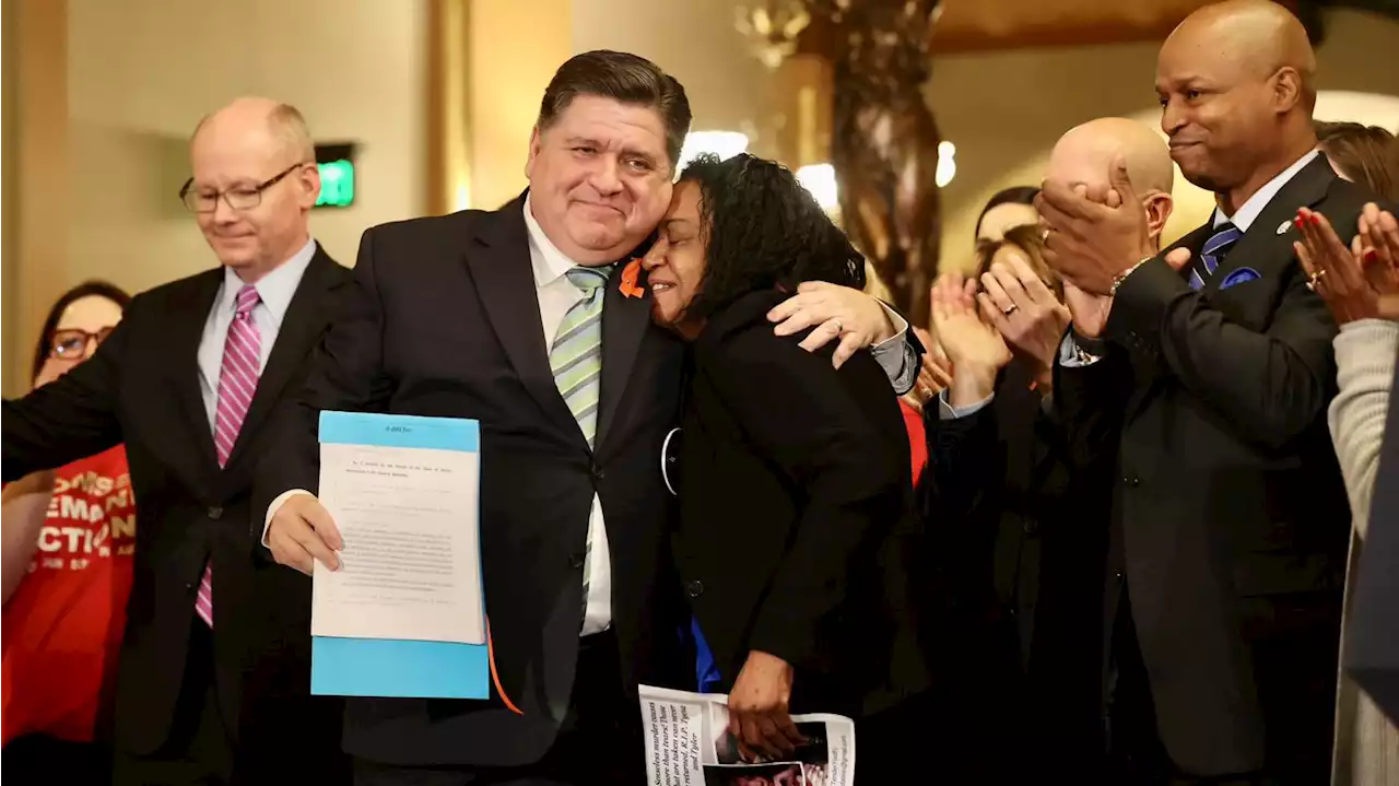 Gov. JB Pritzker signs Illinois assault weapons ban into law