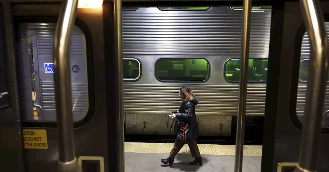 Metra rolls out new tracking system for commuters, CTA makes changes to improve service