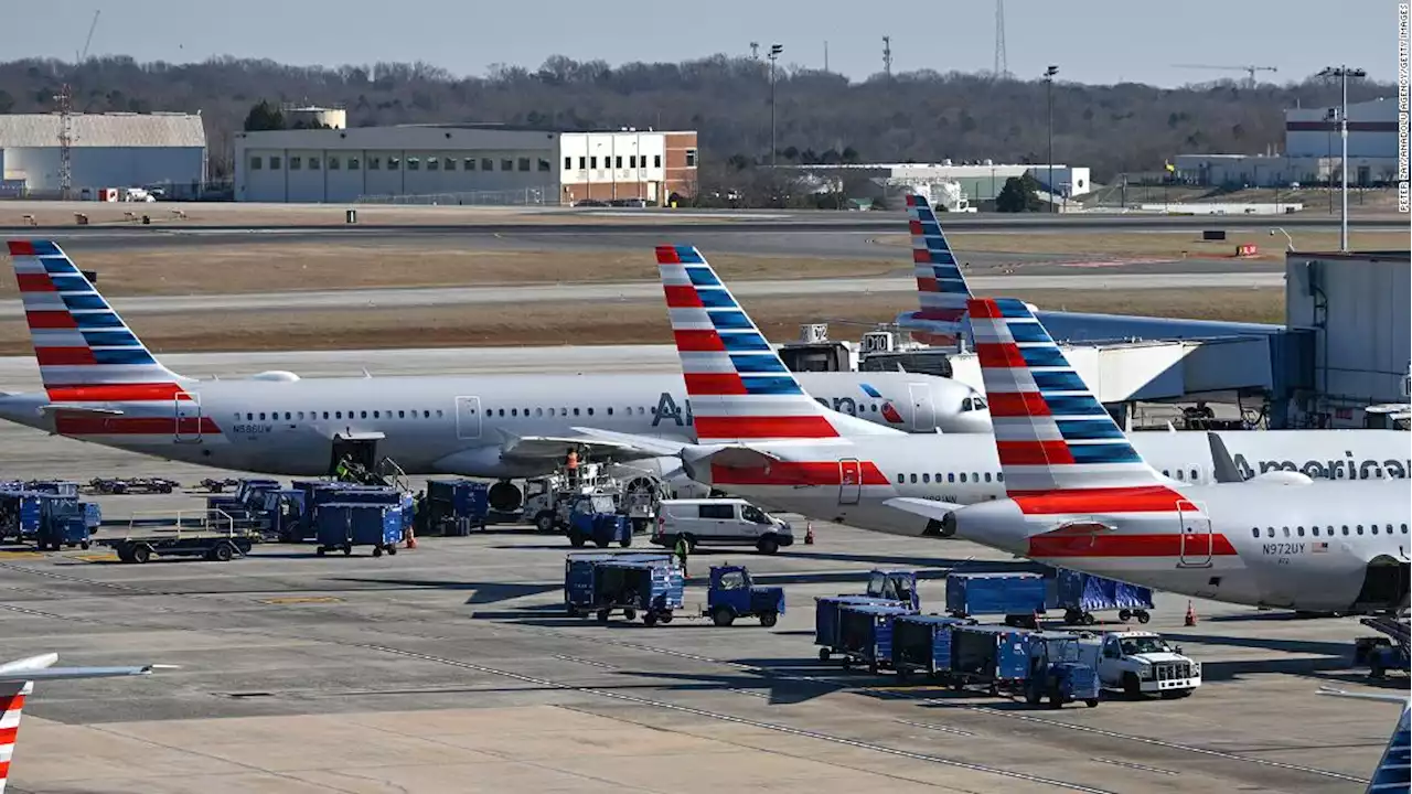 FAA system outage causes thousands of flight delays and cancellations across the US