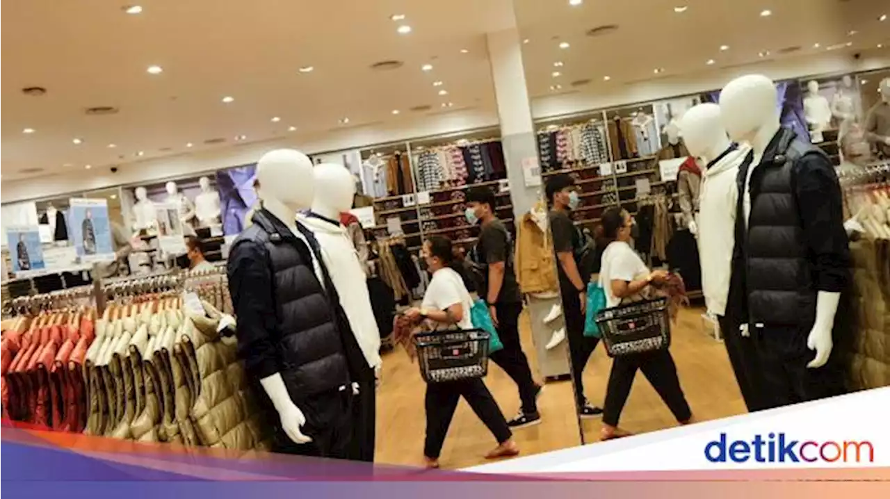 Gaji Karyawan Uniqlo Naik 40%, Fresh Graduate Dapat Rp 34 Juta!