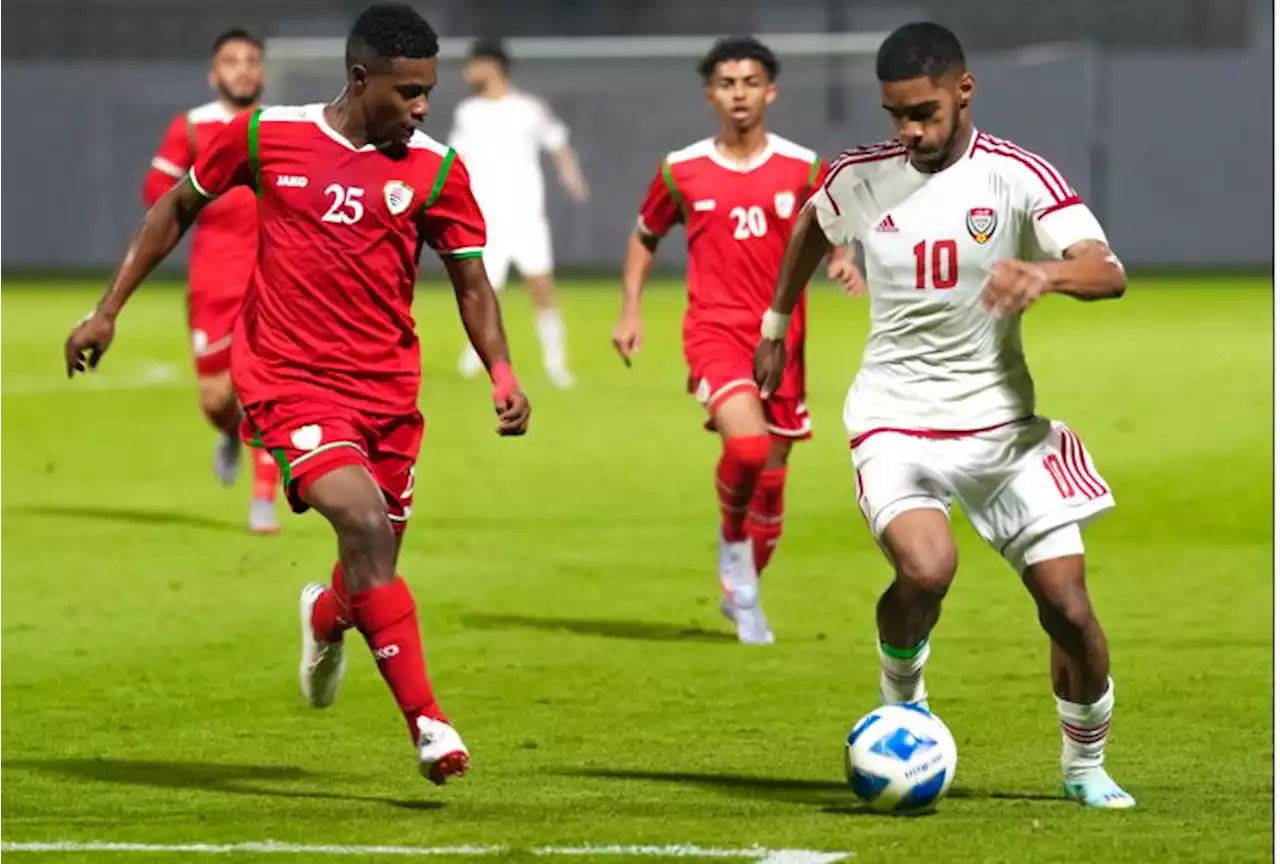 'أبيض الشباب' يُقيم معسكراً داخلياً في دبي