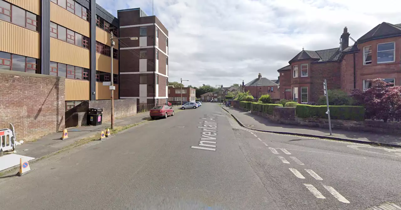 Man rushed to Glasgow hospital after lorry overturns on Shawlands street