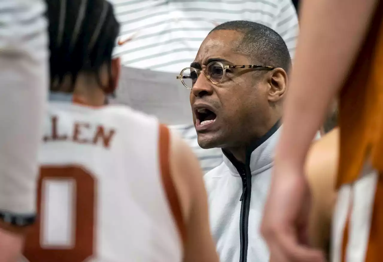 Texas banding together in wake of Chris Beard's firing