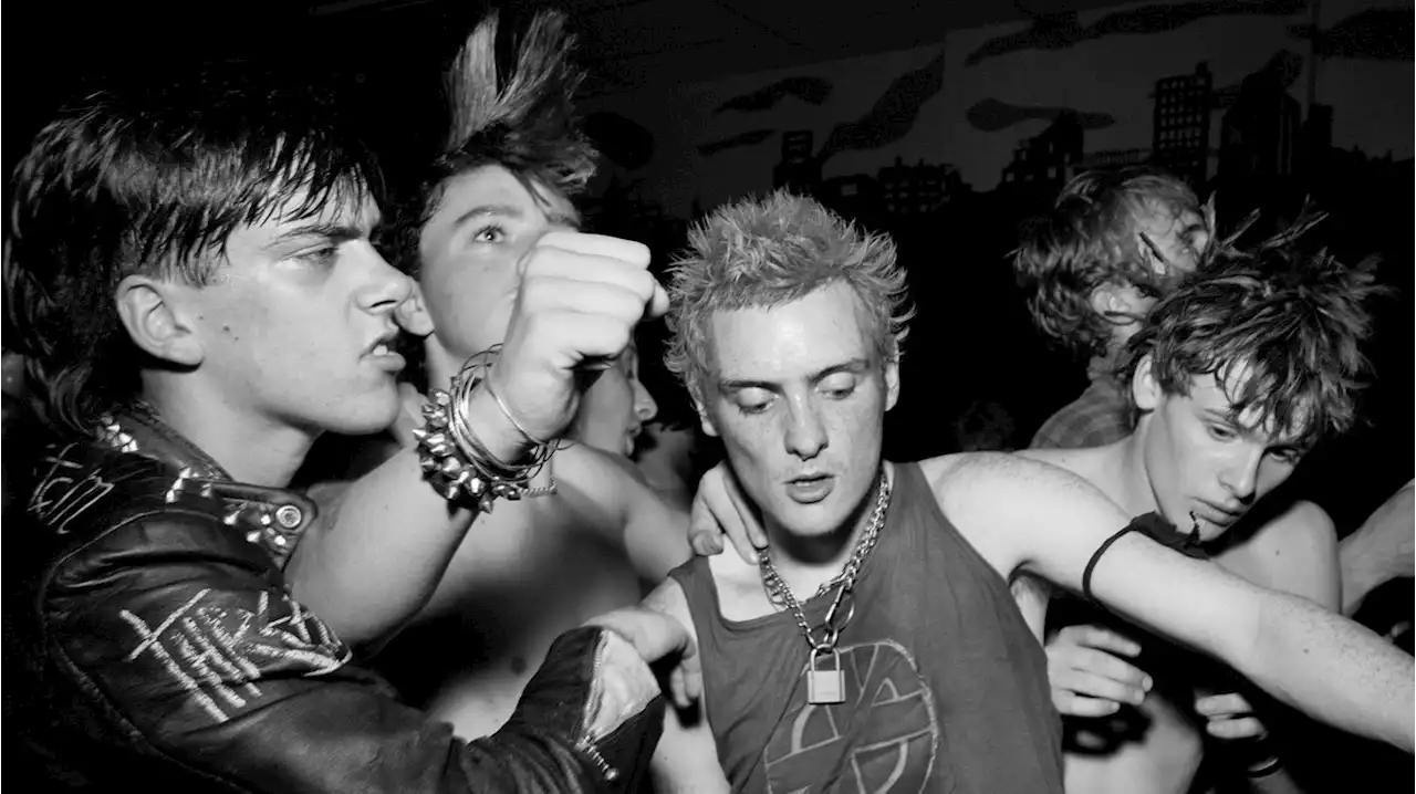 These photos celebrate anarcho-punk youth culture in the 80s