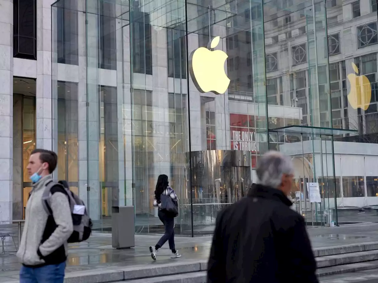 Meta, Apple fall off Glassdoor's list of best places to work